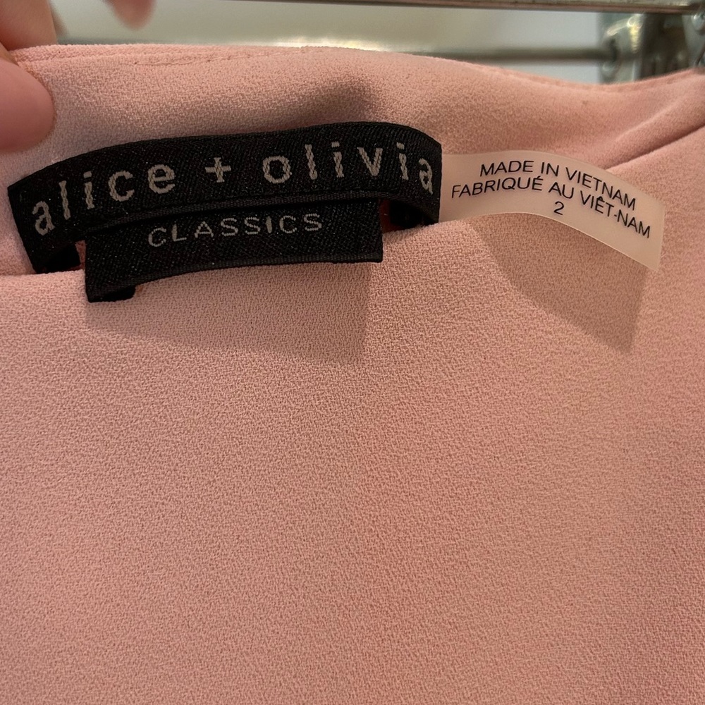 ALICE + OLIVIA PINK RUFFLE SKORT size 2 - Picture 2 of 2
